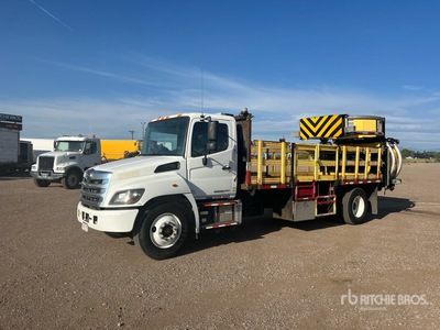 2019 Hino 268 4x2 Camión atenuador