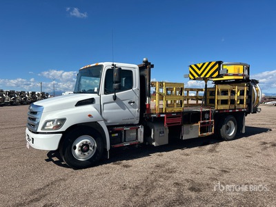 2019 Hino 268 4x2 Traffic Control Truck