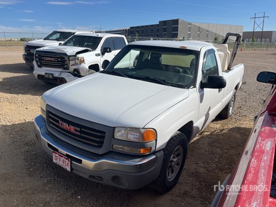 2006 GMC 4x4 Pickup (Inoperable)