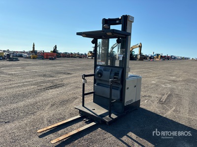 1996 Crown SP300-30 3000 lb Order Picker