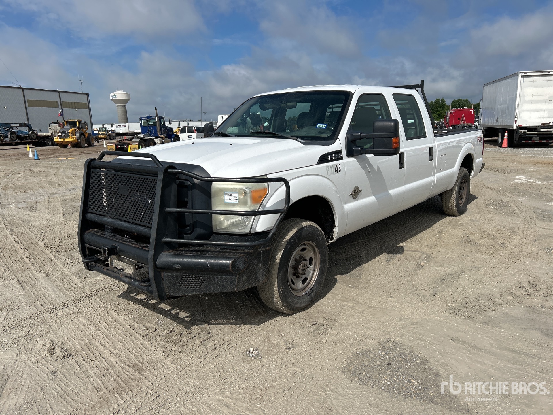 2012 Ford F-250 XL 4x4 Crew Cab Pickup
