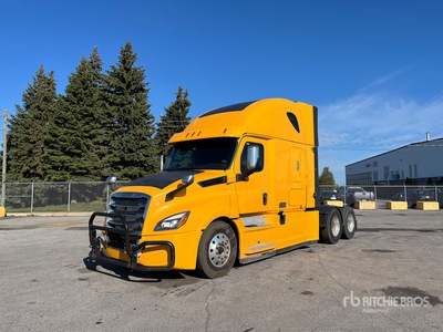 2019 Freightliner Cascadia 126 Sleeper Truck Tractor