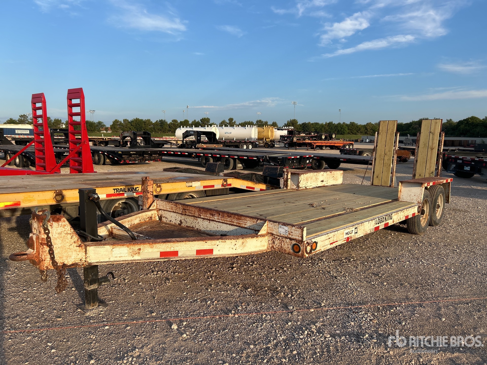 1998 Load King 21 ft T/A Equipment Trailer