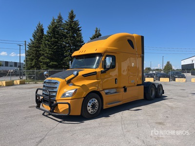 2019 Freightliner Cascadia 126 6x4 Sleeper Truck Tractor