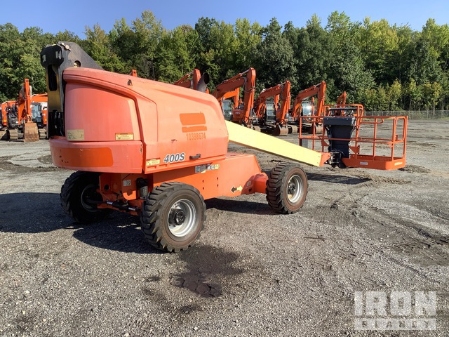 ELEVADOR TELESCóPICO 2015 JLG 4WD 400S