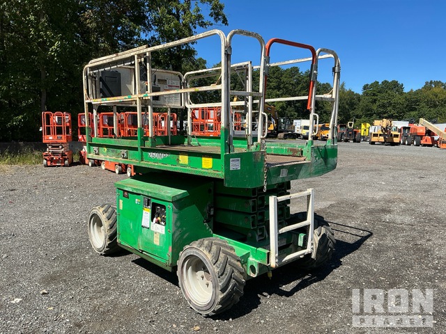 ELEVADOR TIJERA 2015 JLG 260MRT
