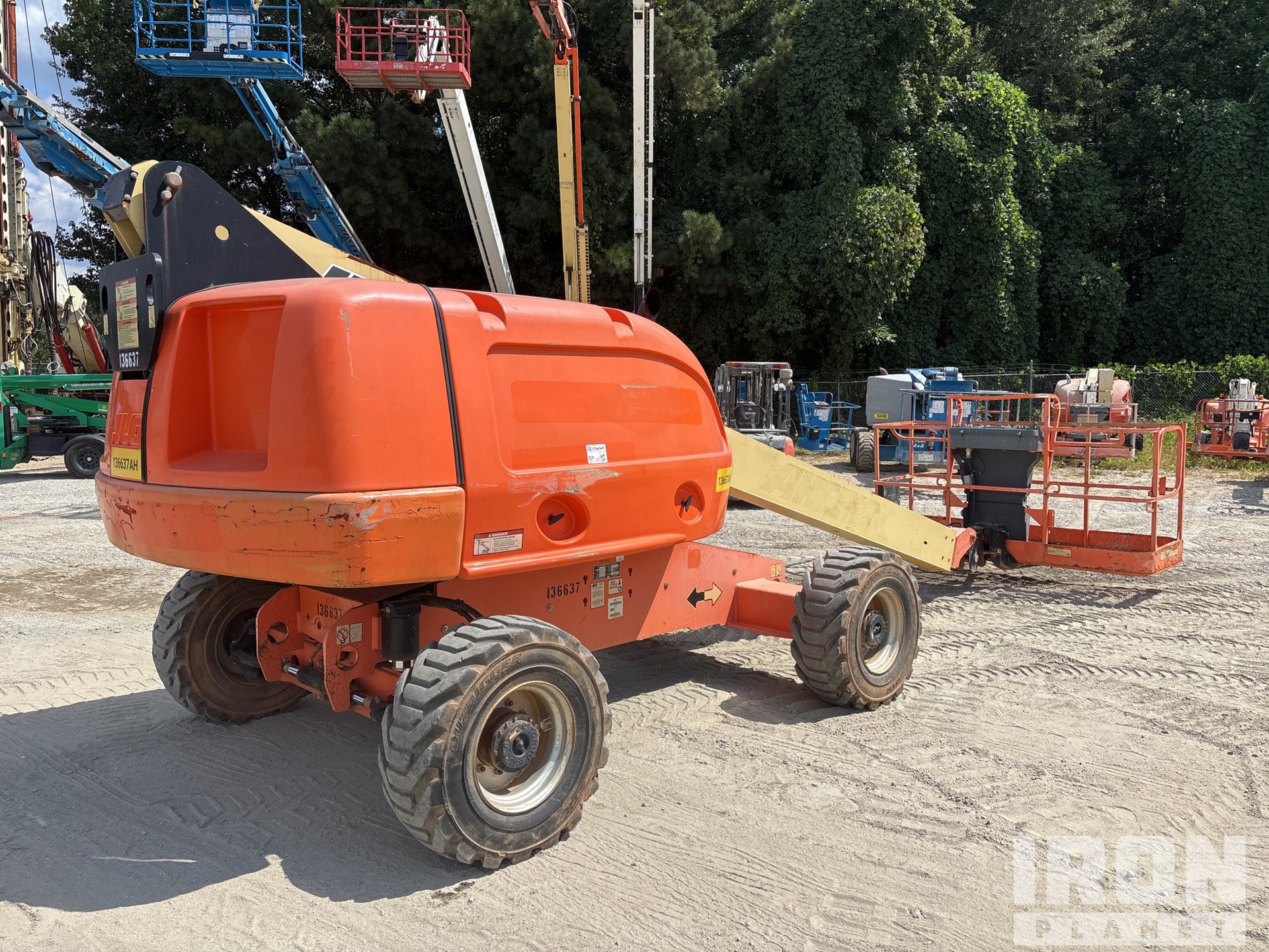 メンテナンス OK plan 2014 JLG 400S 4WD Diesel Telescopic Boom Lift in Newnan, Georgia