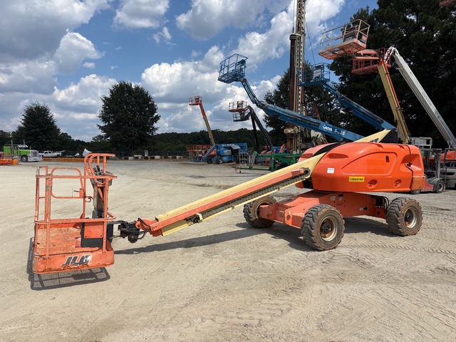 2014 JLG 400S