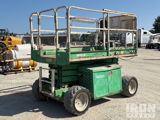ELEVADOR TIJERA JLG 260MRT