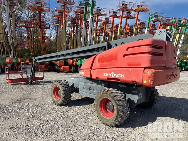 ELEVADOR TELESCóPICO 2016 SKYJACK 4WD SJ66T