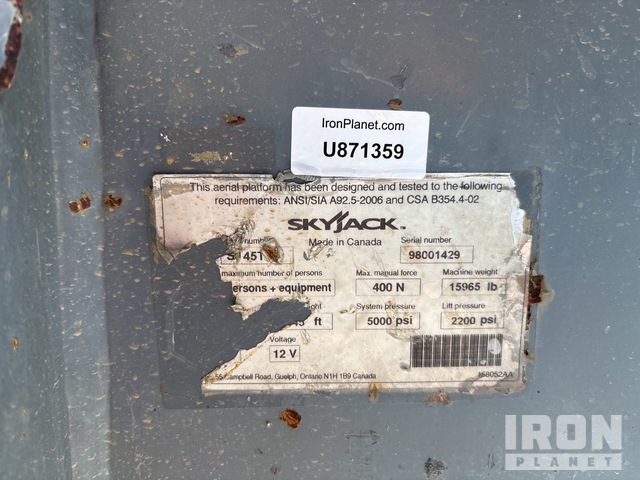 ELEVADOR TELESCóPICO 2015 SKYJACK 4WD SJ45T