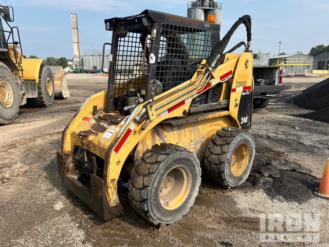 MINI CARGADOR SOBRE RUEDAS 2000 CATERPILLAR 248