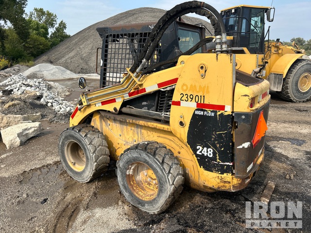 MINI CARGADOR SOBRE RUEDAS 2000 CATERPILLAR 248