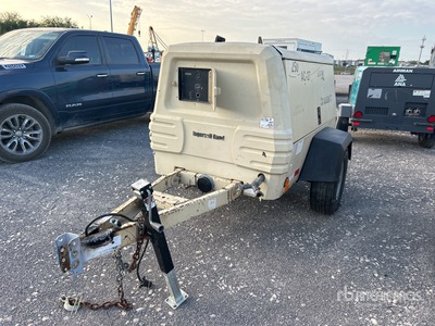2008 Doosan P250WJD 250 cfm Mobile Air Compressor