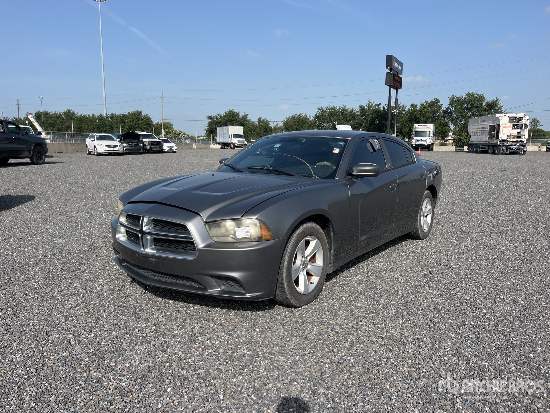 2011 Dodge Charger SE Automobile