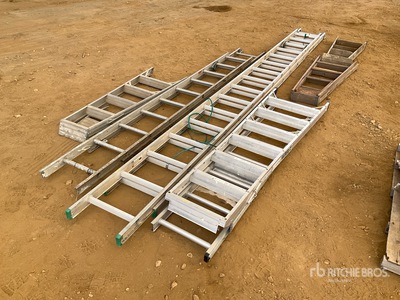 Quantity of (4) Aluminum Ladders Varios, tienda, almacen, consumidor