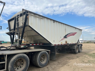 2012 Doepker B-Train Pup Grain Trailer