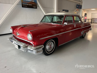 1954 Lincoln Capri Automovil