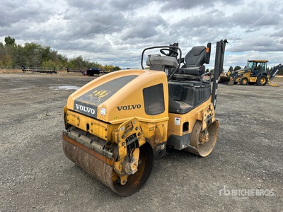 2015 Volvo DD25B Double Drum Roller