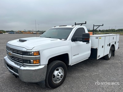 2018 Chevrolet Silverado 3500HD 4x2 Utility Truck