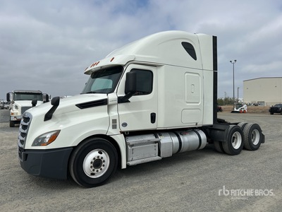 2019 Freightliner Cascadia 126 6x4 3- Achs Sattelzugmaschine mit Schlafkabine