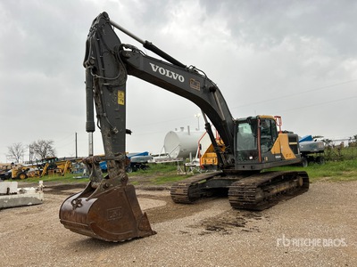 2020 Volvo EC300EL Tracked Excavator