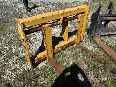 Cat 48 in Q/C Wheel Loader Forks