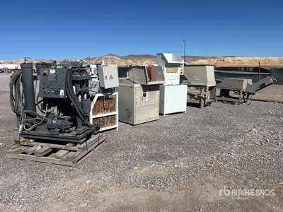 Quantity of (4) Shredders and (1) Ram Jet Packer Varios, tienda, almacen, consumidor