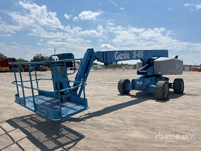 2011 Genie S-65 2WD Diesel Nacelle Télescopique