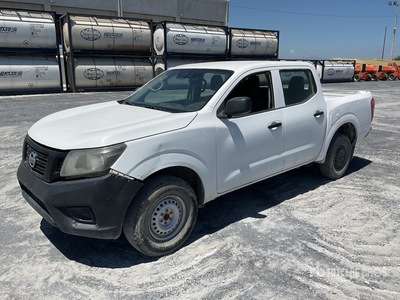 2019 Nissan NP300 4x2 Crew Cab Camioneta / Pick Up