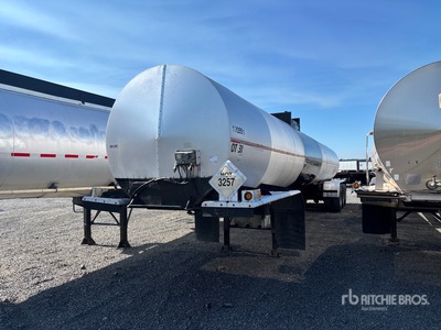 1988 Mose Tri/A Asphalt Tank Trailer