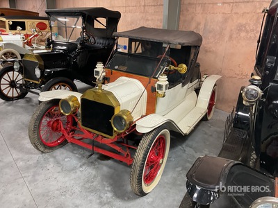 1915 Ford Model T Torpedo Runabout Klassieke auto