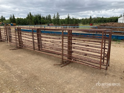 Quantity of (5) 1.25 in x 24 ft Freestanding Livestock Panel
