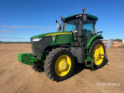 2017 John Deere 7210R 4WD Tractor