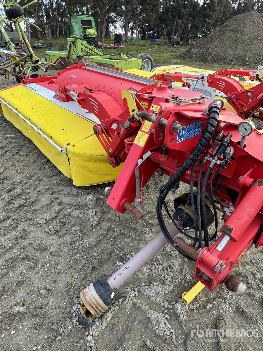 2017 Pottinger Novacat 302 Segadora de disco