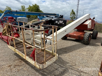1989 Snorkel TB-60 2WD Dual Fuel Telescopic Boom Lift