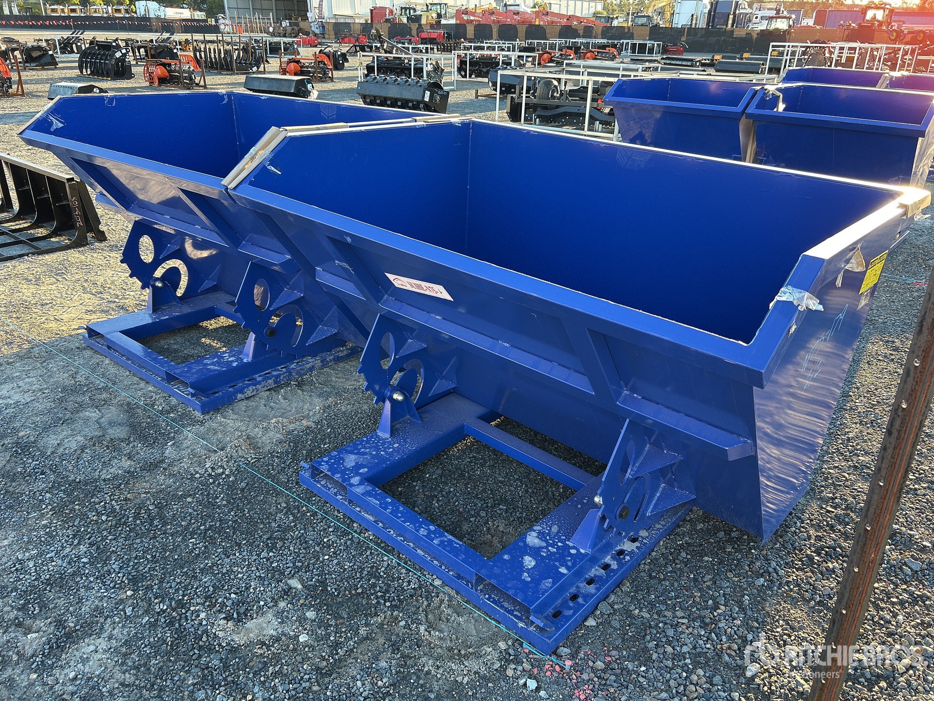 Quantity of (2) Suihe Self-Dumping Hopper (Unused)
