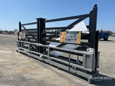 Quantity of (3) Suihe 20 ft Bi-Parting Einfahrtstor (Unused)