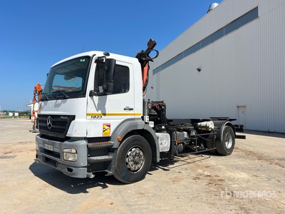 2006 Mercedes-Benz Axor 1823 4x2 Cab and Chassis