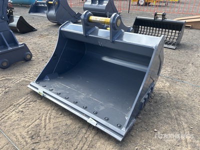 2025 Warrior 1500 mm Q/C Cleanup Excavator Bucket - Fits 20 - 25 ton (Unused)