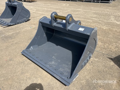 2025 Warrior 1500 mm Q/C Cleanup Excavator Bucket - Fits 20 - 25 ton (Unused)