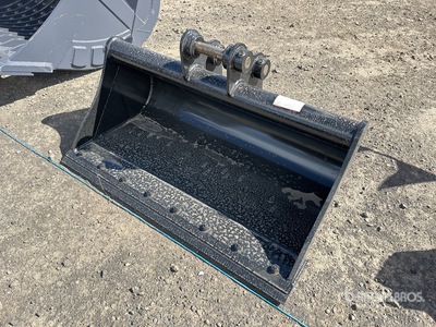 Warrior 1200 mm Q/C Cleanup Excavator Bucket - Fits 5 - 6 ton (Unused)