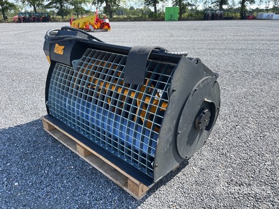 CPT-250 Mixing Skid Steer Bucket (Unused)