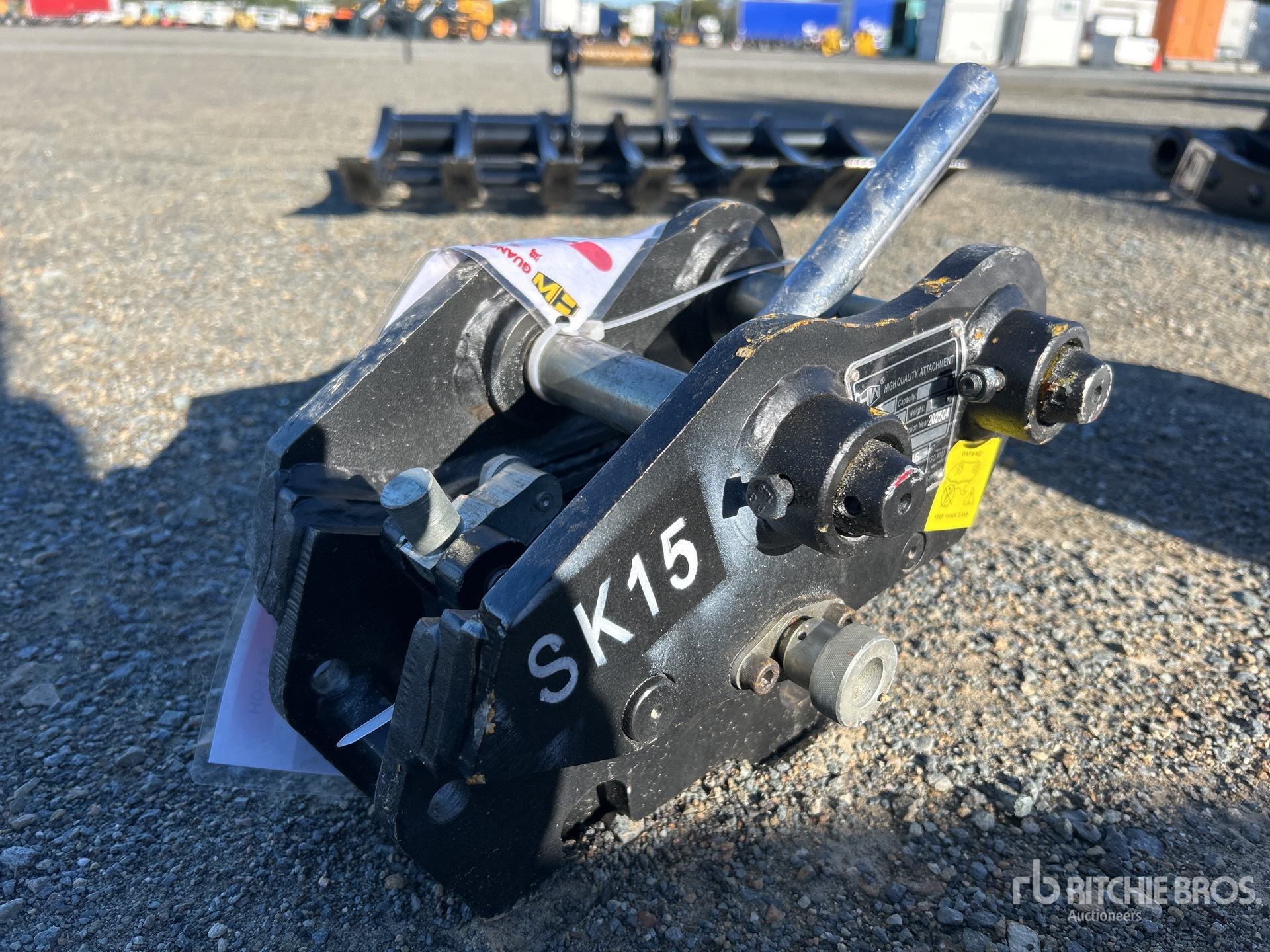 2025 Hongwing Excavator Coupler - Fits Kobelco KX61-3 (Unused)