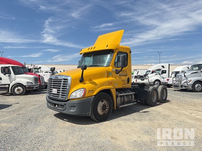 2016 Freightliner Cascadia 125 6x4 トラックトラクター（T/A）