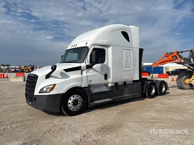 2018 Freightliner Cascadia 126 6x4 T/A Sleeper Truck Tractor