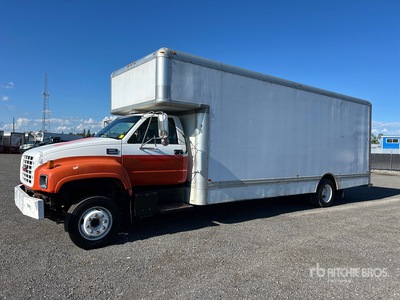 2000 GMC C6 4x2 Camion fourgon
