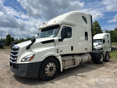 2019 Freightliner Cascadia 126 6x4 T/A Sleeper Truck Tractor