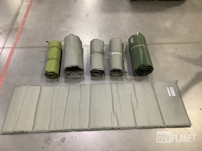 (66) Self-Inflating Sleeping Mats