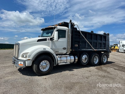 2019 Kenworth T880 8x4 Tri/A Dump Truck